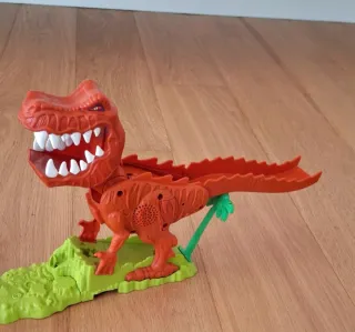 Pista Hot Wheels Dinosauro Rosso