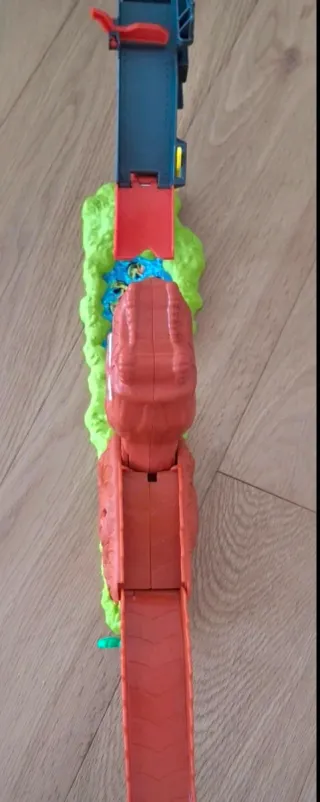 Pista Hot Wheels Dinosauro Rosso