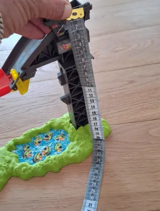 Pista Hot Wheels Dinosauro Rosso