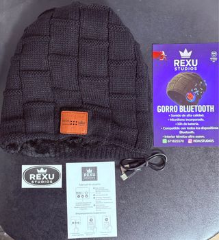 Gorro Bluetooth Negro con micrófono y forro polar.