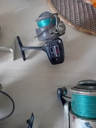 Lote de carretes de pesca