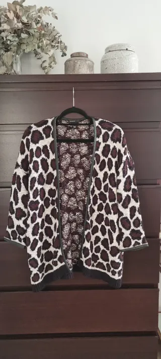 Rebeca larga Mango animal print