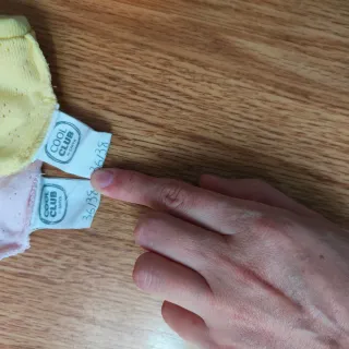 2 Cappellini Neonati Rosa e Giallo