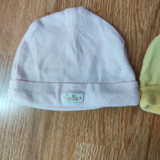 2 Cappellini Neonati Rosa e Giallo