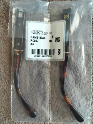 Recambio patillas gafas Chanel negras