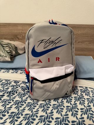 Mochila Jordan Flight Air Gris Roja