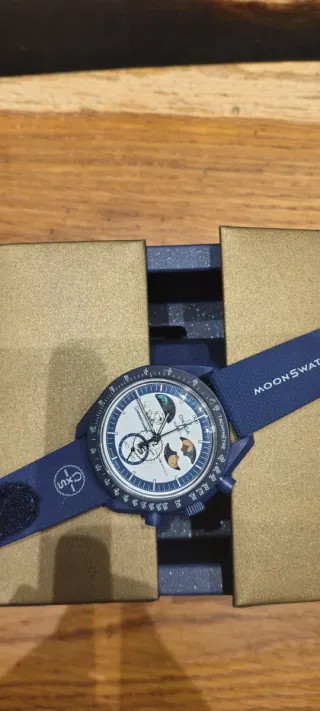 Swatch Mission to Earthphase Moonshine Gold