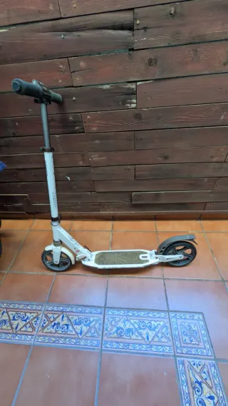 Patinete Decathlon plegable adulto.No hago envíos.