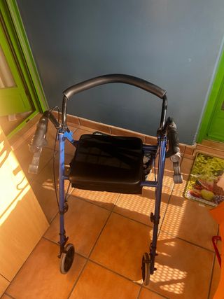 Andador para persona adulta