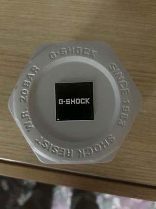 Reloj Casio G-Shock Nuevo Dorado/Plateado