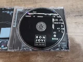 Lote CD + VHS Bon Jovi Crossroad + regalo