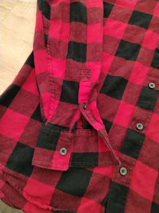 Camicia a scacchi in flanella rossa e nera