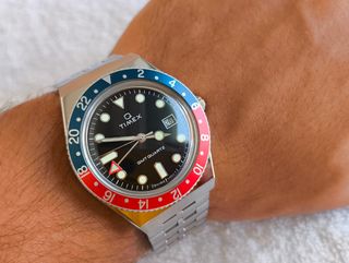 RELOJ Q TIMEX GMT PEPSI