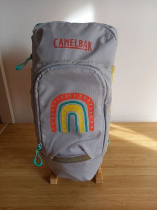 Preciosa Mochila Mini M.U.L.E. Camelback