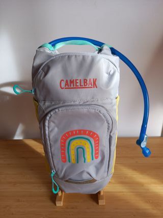 Preciosa Mochila Mini M.U.L.E. Camelback
