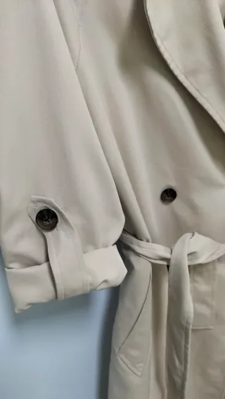 Trench largo Stradivarius beige T.S