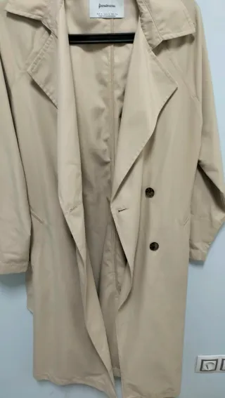 Trench largo Stradivarius beige T.S