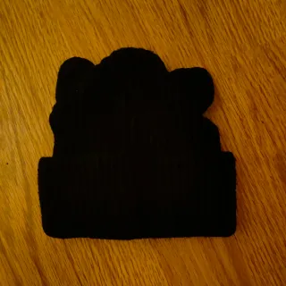 Cappellino bambina con orecchie gatto