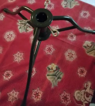 Base per albero di Natale  in metallo verde scuro