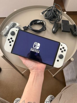Nintendo Switch OLED Blanco 2024