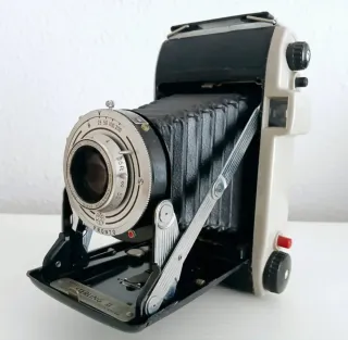 Lotto di 2 vecchie fotocamere Kodak