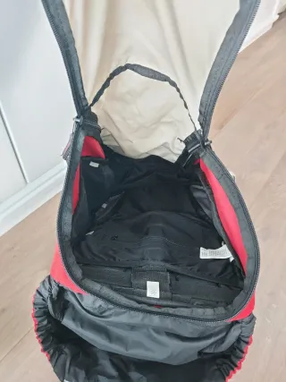 Mochila Quechua 40L.