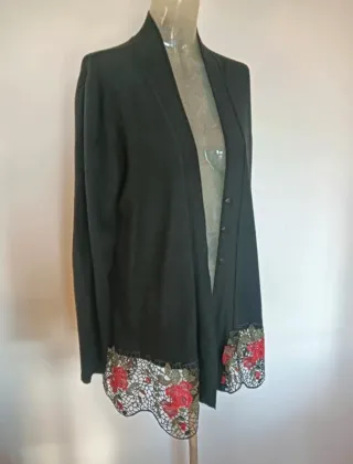 Cardigan nero cashmere seta pizzo