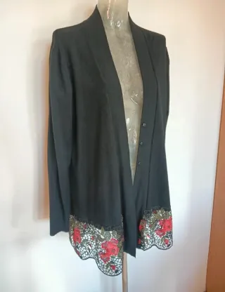Cardigan nero cashmere seta pizzo