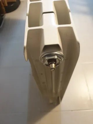 Radiador de agua 10 elementos Distancia ejes 50 cm