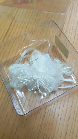 Tocado de fiesta con pasador (Mod. O1-4)