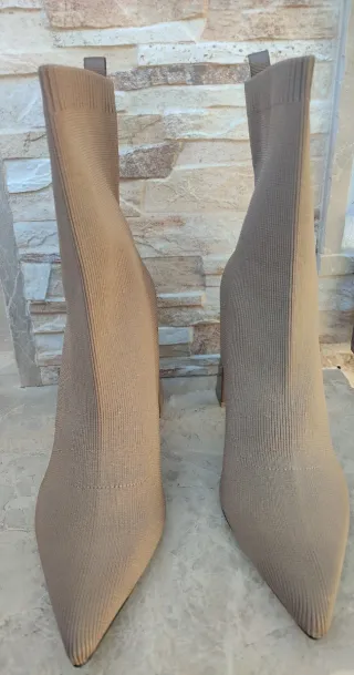 Botas Zara Tacon Marron