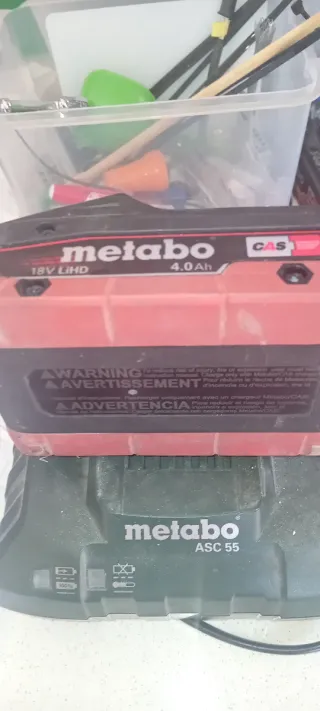 Baterías y cargador Metabo
