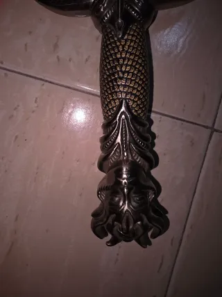 Daga decorativa fantasía dragón