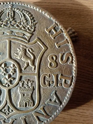 Pieza Antigua Bronce Escudo Corona