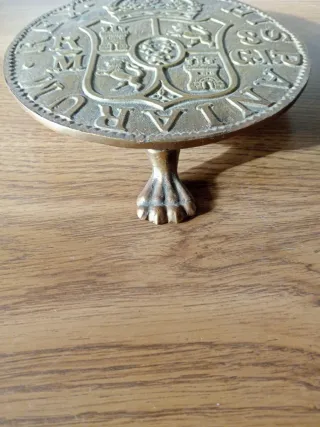 Pieza Antigua Bronce Escudo Corona