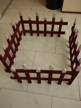 Recinto per albero di Natale in legno