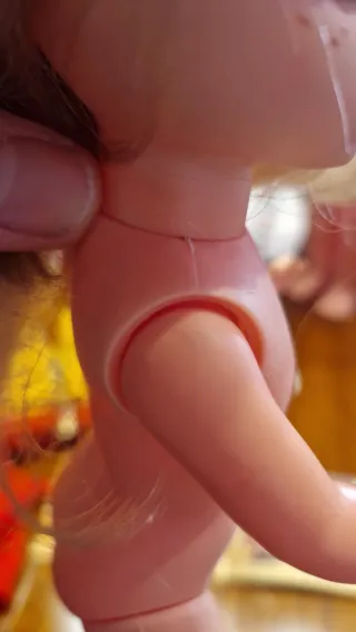 Lesly, la hermanita de Nancy