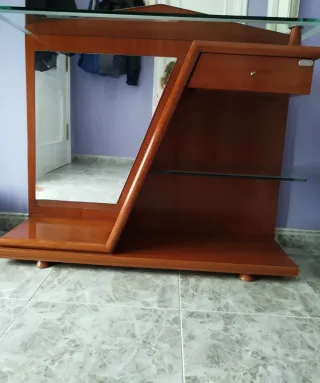 Mueble recibidor.