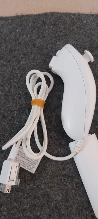 Controller set per Nintendo Wii, include controller principale e Nunchuk