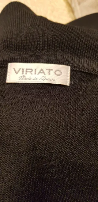 Jersey cuello alto estampado animal print