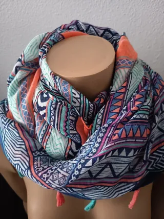 Pañuelo estampado étnico