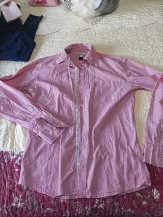 Camisa rosa de manga larga
