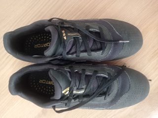 Zapatillas Adidas Predator T42 Negras Doradas