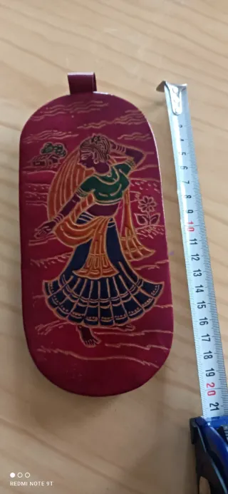 Funda de gafas/ movil de piel con motivos indios