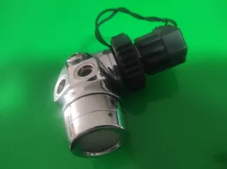 Primo stadio subacquea con attacco DIN