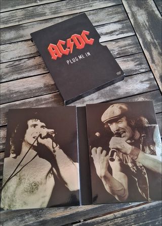 AC/DC Plug Me In - Duplo DVD