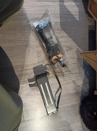 Coche RC Crawler 1/9 militar