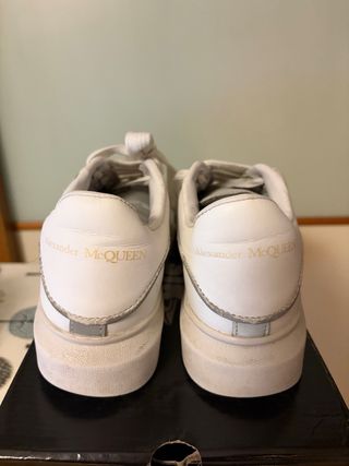 Alexander McQueen Scarpe Bianche Oro