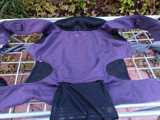 Mochila Portabebés Caboo Plum