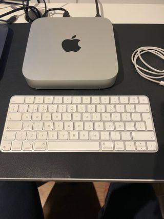 Mac Mini M1 16GB + Teclado y Ratón Magic Apple